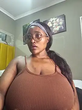 Bustygoddess32 online show from 02.28.25