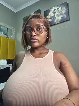 Bustygoddess32 online show from 03.07.25