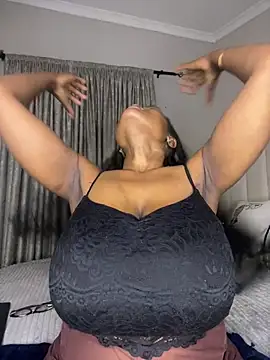 Bustygoddess32 online show from 02.08.26