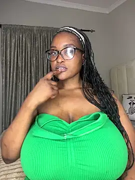 Bustygoddess32 online show from 02.16.26