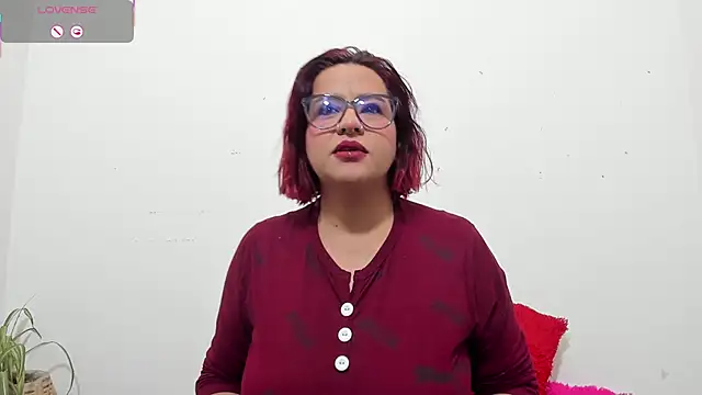 hazel 34 online show from 04.05.26