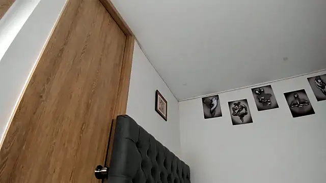 Snapshot of Bambi_gurl chatting on 01.24.25 Bambi gurl online show from 01.24.25