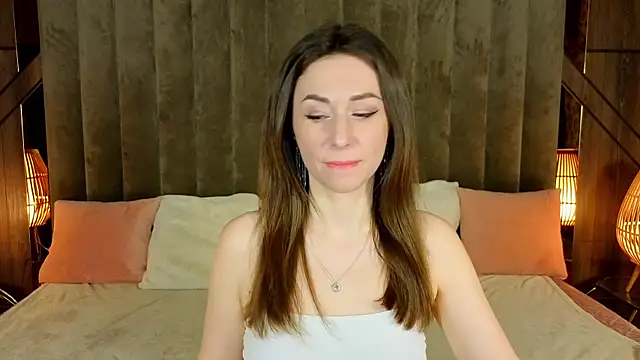 Snapshot of KimmmLi chatting on 11.25.25 KimmmLi online show from 11.25.25