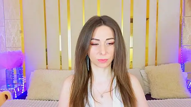 KimmmLi online show from 04.18.26