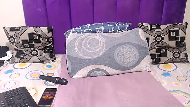 BLACKberry008 online show from 02.22.26