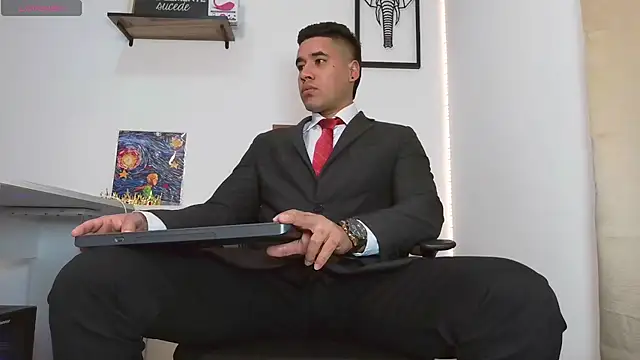 Snapshot of Thonydupont chatting on 02.22.25 Thonydupont online show from 02.22.25