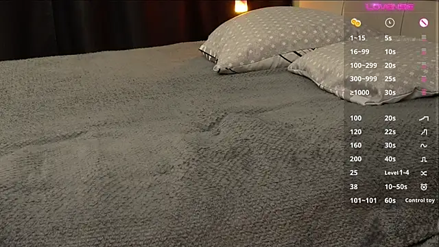 luxmuur online show from 12.30.24