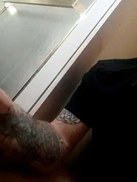 Snapshot of LongDickLance chatting on 01.18.26 LongDickLance online show from 01.18.26