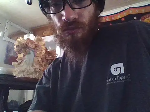 Snapshot of LongDickLance chatting on 02.26.26 LongDickLance online show from 02.26.26