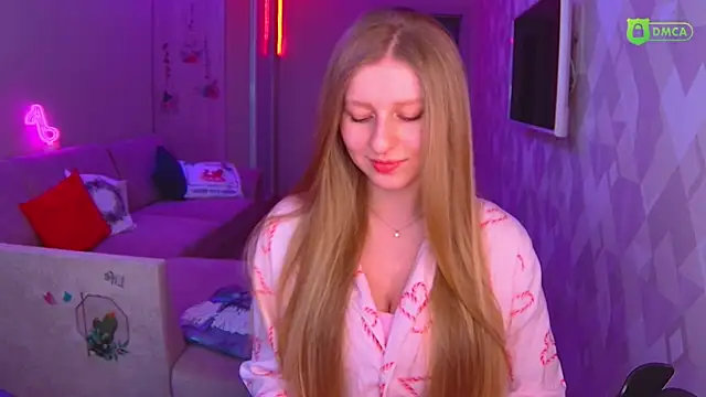 AmaliaQueen online show from 12.25.24