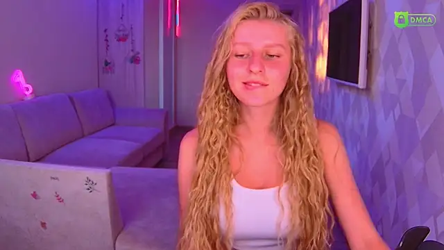 AmaliaQueen online show from 09.22.25