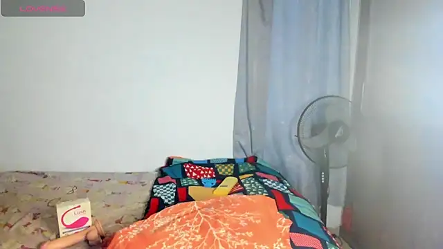 xia ebonyts online show from 10.25.25