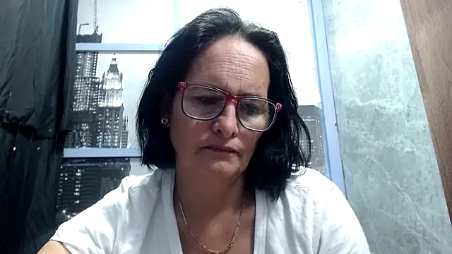 Nastylatinaxxx online show from 12.15.25