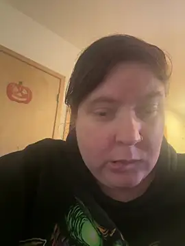 Snapshot of Sexy_Little_SlutAriel chatting on 01.30.25 Sexy Little SlutAriel online show from 01.30.25