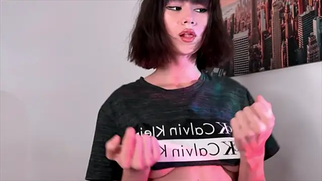 Snapshot of Raven__Blod chatting on 09.30.25 Raven Blod online show from 09.30.25