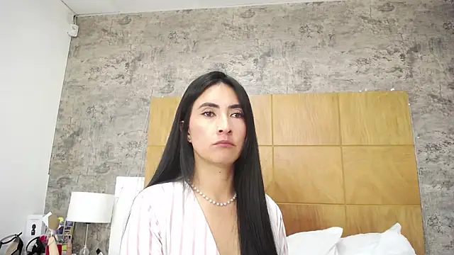 JainaRogers online show from 11.15.25