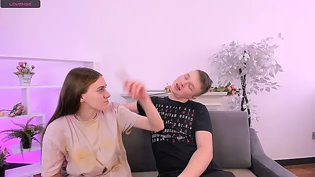 Snapshot of _Olli__Stiw_ chatting on 02.22.25 Olli Stiw online show from 02.22.25