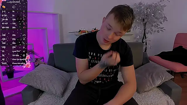 Snapshot of _Olli__Stiw_ chatting on 02.26.25 Olli Stiw online show from 02.26.25