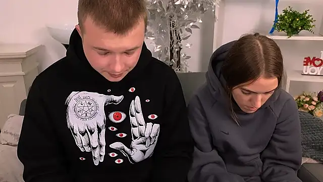 Snapshot of _Olli__Stiw_ chatting on 10.14.25 Olli Stiw online show from 10.14.25