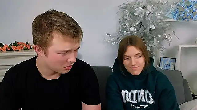 Snapshot of _Olli__Stiw_ chatting on 11.29.25 Olli Stiw online show from 11.29.25