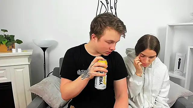  Olli  Stiw  online show from 05.19.26