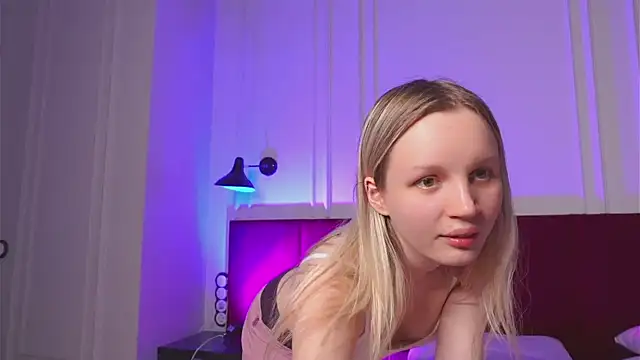 Beatrica Klein online show from 01.20.25
