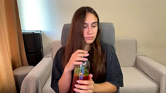 AliceKolltt online show from 09.18.25