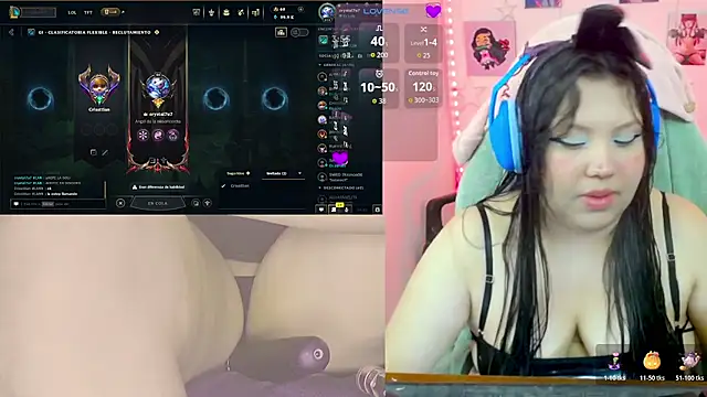 Snapshot of crystal7u7 chatting on 11.14.25 crystal7u7 online show from 11.14.25