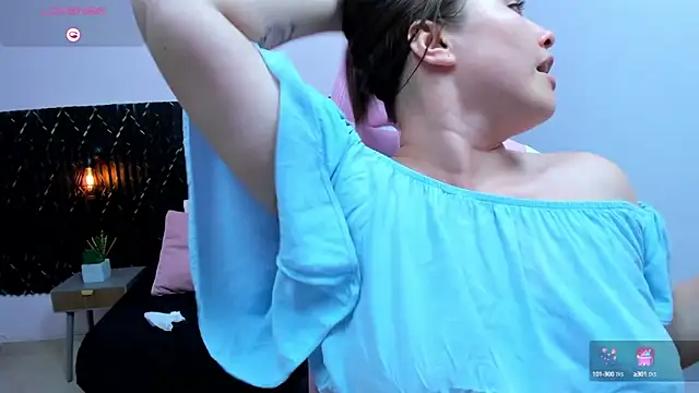 Snapshot of Aabby_lee chatting on 02.18.25 Aabby lee online show from 02.18.25