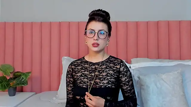 EmaSaenz online show from 03.20.26