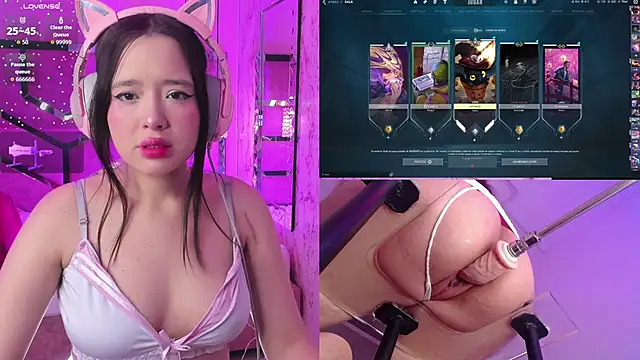 Snapshot of Ashley_sa chatting on 11.15.25 Ashley sa online show from 11.15.25