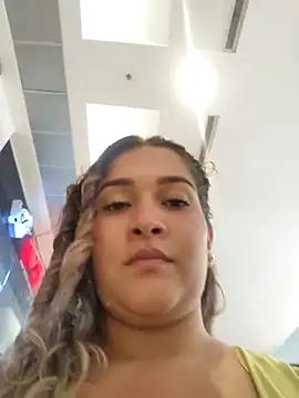 Snapshot of Sara_smiiith211 chatting on 12.04.24 Sara smiiith211 online show from 12.04.24