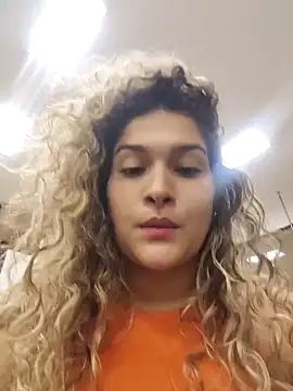 Snapshot of Sara_smiiith211 chatting on 12.09.24 Sara smiiith211 online show from 12.09.24