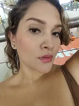 Snapshot of Sara_smiiith211 chatting on 03.04.25 Sara smiiith211 online show from 03.04.25