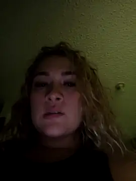 Sara smiiith211 online show from 12.13.25