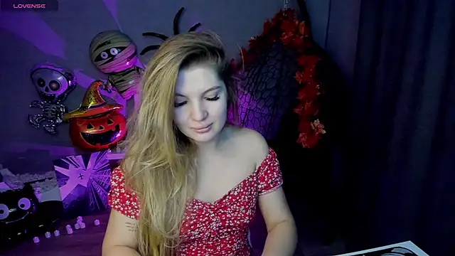 lily williamss online show from 10.23.25