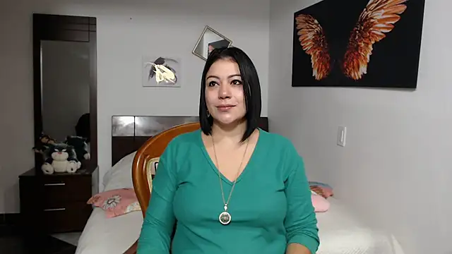 EmilyPeytonn online show from 03.18.25