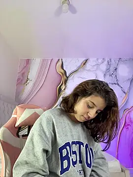 Snapshot of Lia_sex69 chatting on 02.23.25 Lia sex69 online show from 02.23.25