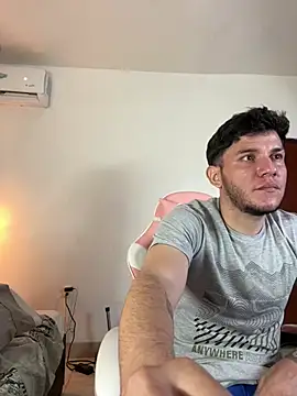 Snapshot of Lia_sex69 chatting on 03.22.25 Lia sex69 online show from 03.22.25