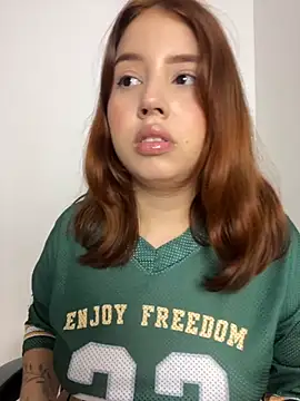 Snapshot of Lia_sex69 chatting on 10.04.25 Lia sex69 online show from 10.04.25