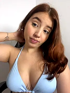 Snapshot of Lia_sex69 chatting on 10.17.25 Lia sex69 online show from 10.17.25