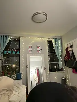 sylviahhh online show from 03.24.26