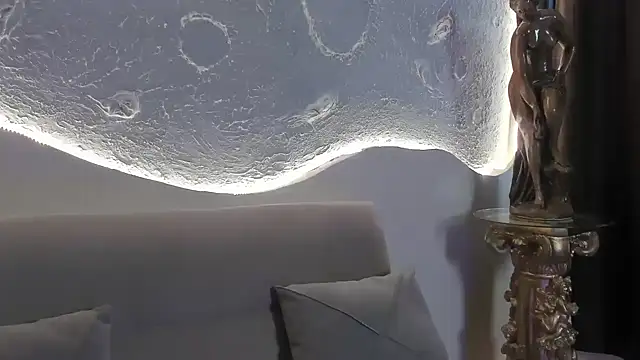 Snapshot of _Emma_Valka chatting on 10.04.25 Emma Valka online show from 10.04.25