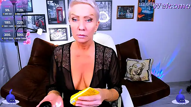 Sabrina ONLY online show from 03.05.25