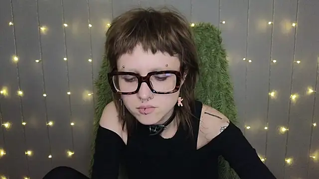 kortny yo online show from 12.08.24