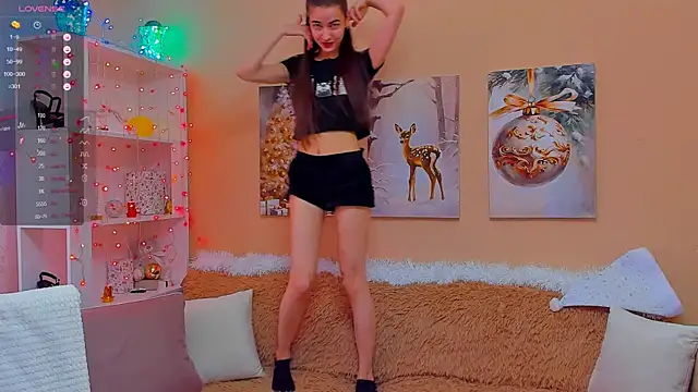 Snapshot of AstoriyaNight chatting on 01.17.25 AstoriyaNight online show from 01.17.25