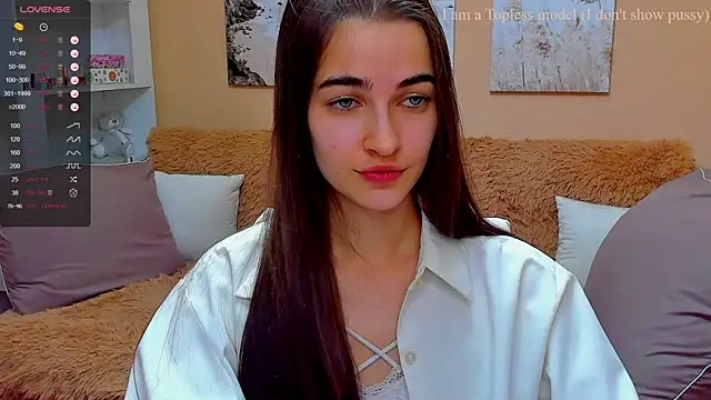 Snapshot of AstoriyaNight chatting on 03.14.25 AstoriyaNight online show from 03.14.25