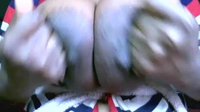 Bustypillows online show from 09.14.25