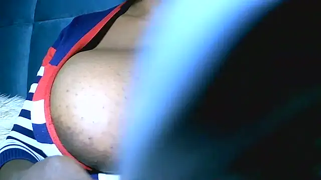 Bustypillows online show from 12.22.25