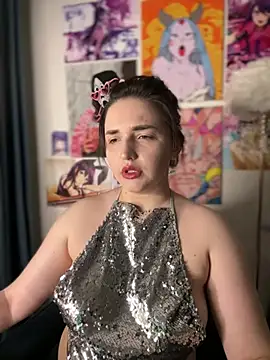 HoneySweetBee online show from 04.08.26